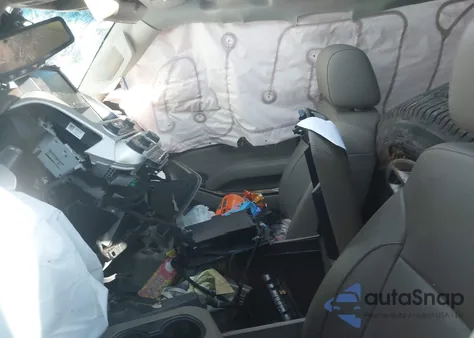 2018 GMC Yukon Xl Slt from USA, damaged, VIN 1GKS1GKC3JR247701